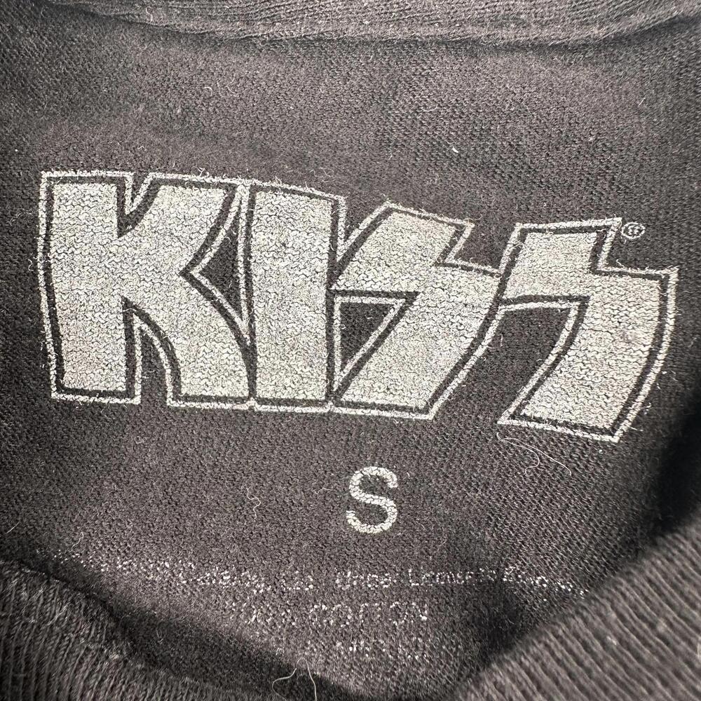Kiss Shirt Womens Small Black Cutoff V neck Shredded Upcycled Cut Up - Picture 3 of 6